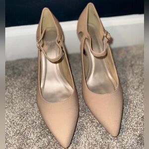 Impo Classic Beige Women's Heels